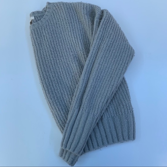 Gray Forever 21 long sleeves sweater - Picture 2 of 4